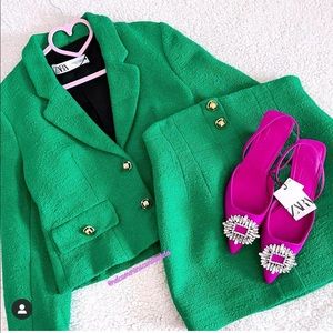 Zara tweed set of blazer and skirt bloggers fav